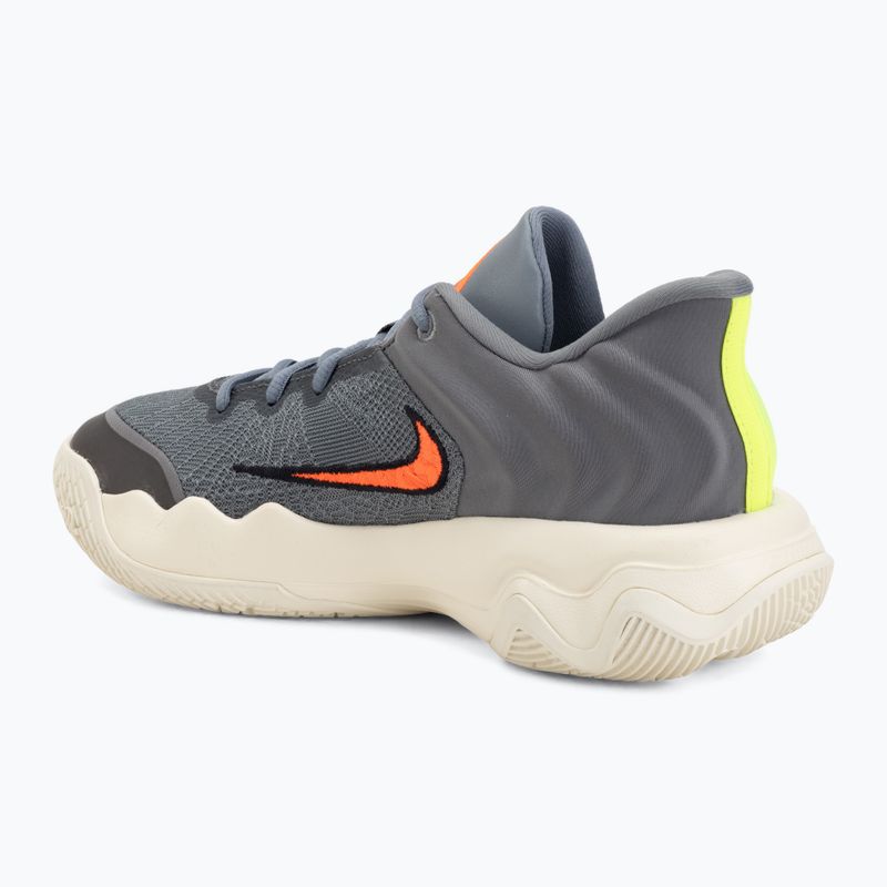 Férfi kosárlabdacipő Nike Giannis Immortality 4 Cool Grey/Volt/Total Crimson 3