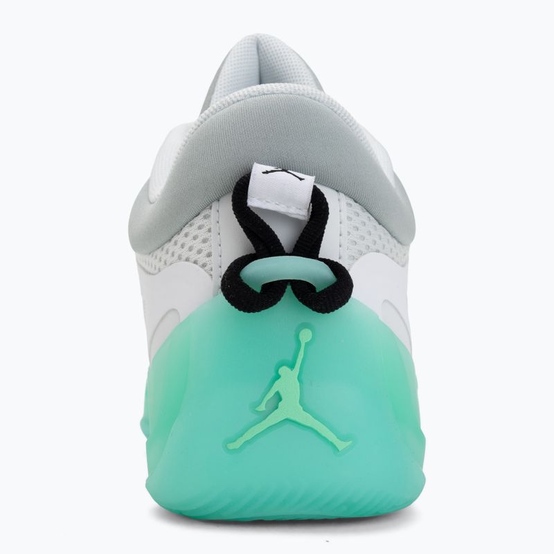Női kosárlabda cipők Jordan Heir Series 2 white/metallic silver/light pumice 6