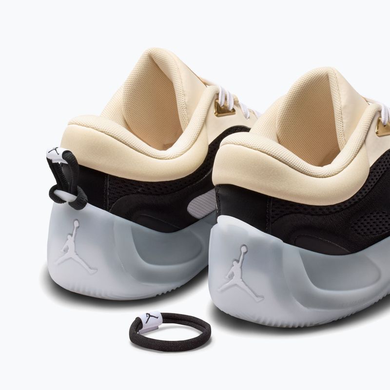 Női kosárlabda cipők Nike Jordan Heir Series 2 Precious Medal pearl white/black/metallic gold/white 3