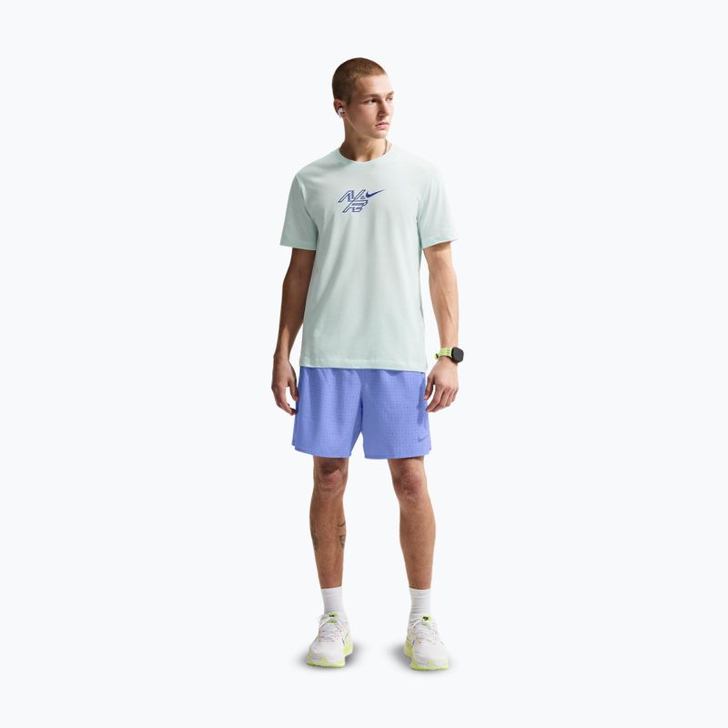 Férfi futópóló Nike AeroSwift Dri-Fit barely green/lapis 2