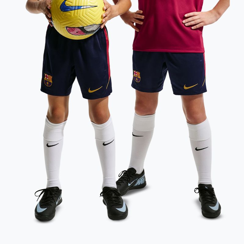 Gyerek futball rövidnadrág Nike FC Barcelona Strike blackened blue/noble red/mineral yellow