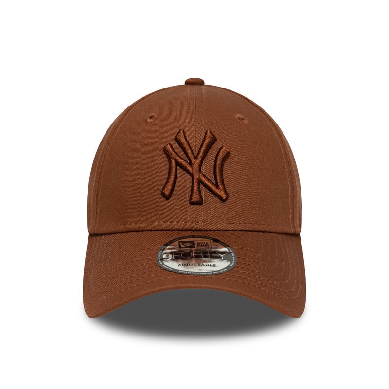 New Era League Essential 9Forty New York Yankees sötét mahagóni téli sapka 3
