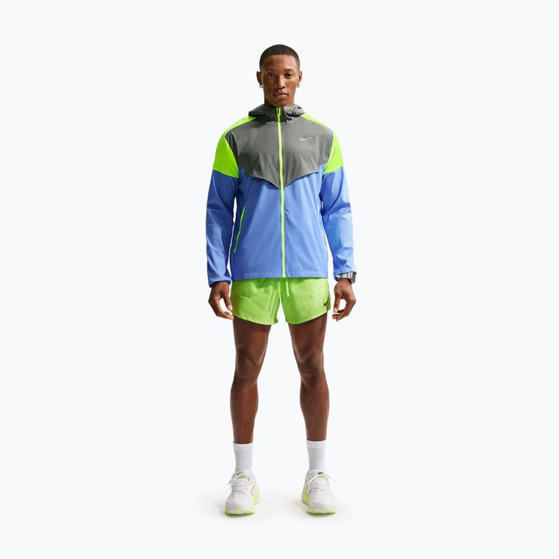 Férfi futódzseki Nike Impossibly Light Windrunner royal pulse/smoke grey/volt ice 2