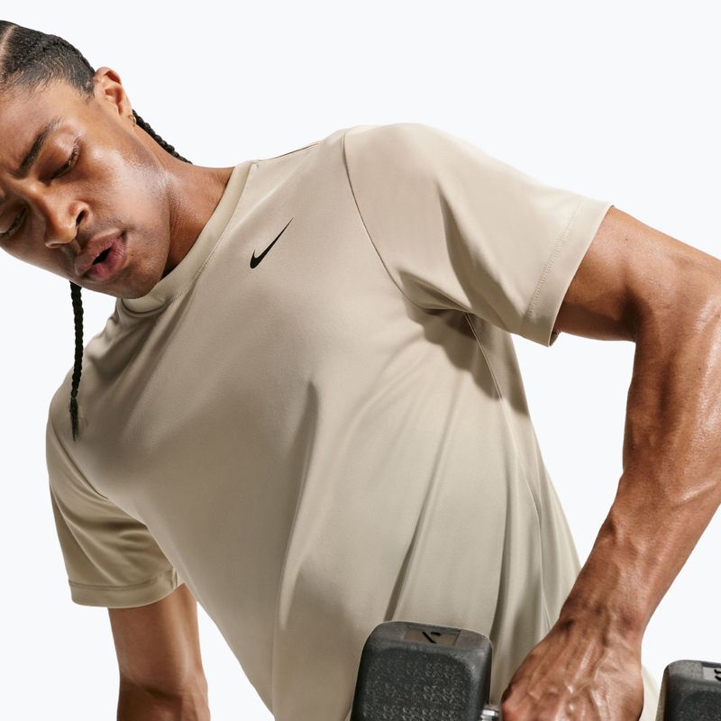 Férfi edző póló Nike Dri-FIT Training T-Shirt desert khaki/black 6