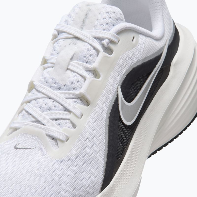 Női futócipők Nike Downshifter 14 white/summit white/metallic silver 7