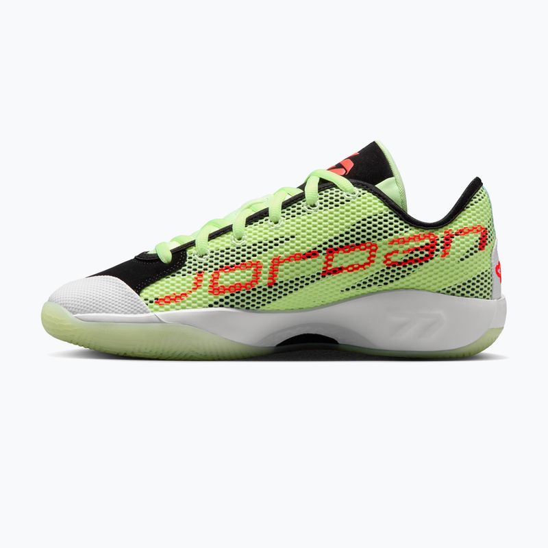 Férfi kosárlabda cipő Jordan Luka 77 barely volt/black/white/infrared 23 2