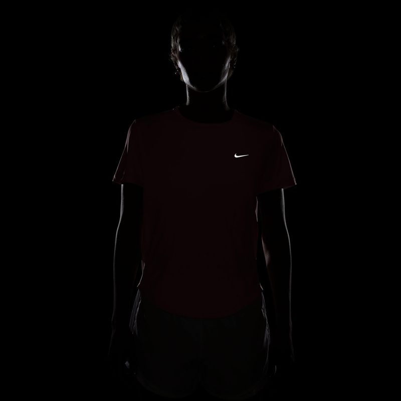Női futó póló Nike Tempo pink smoke 7