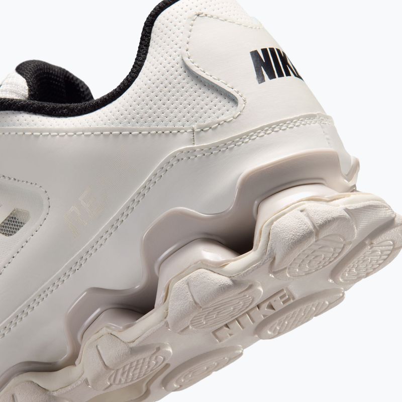 Női edzőcipők Nike Reax 8 TR sail/phantom/black/metallic silver 6
