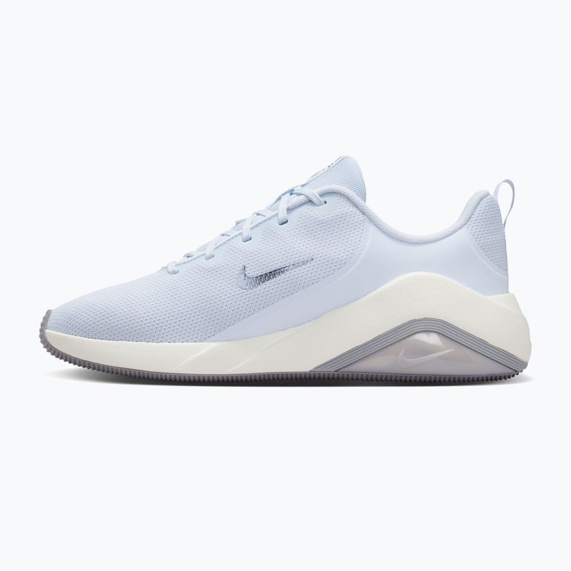Női edzőcipők Nike Bella 7 football grey/sail/metallic cool grey 2