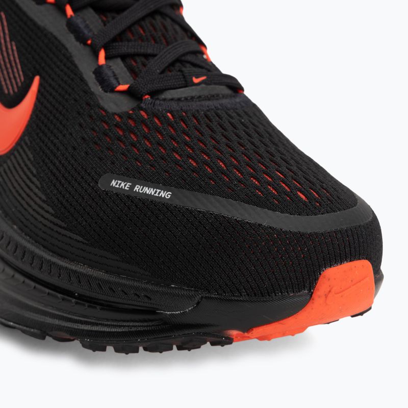 Férfi futócipők Nike Vomero 18 black/university red/bright crimson 7