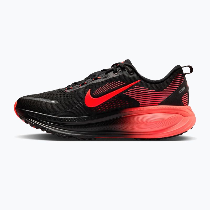 Férfi futócipők Nike Vomero 18 black/university red/bright crimson 2