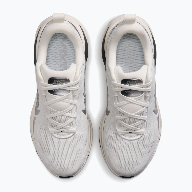 Női futócipők Nike Vomero 18 summit white/sail/metallic silver 4
