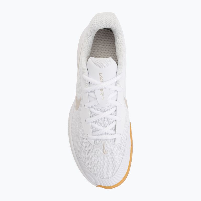 Női teniszcipő Nike Vapor Lite 3 White/Summit White/Light Orewood Brown 5