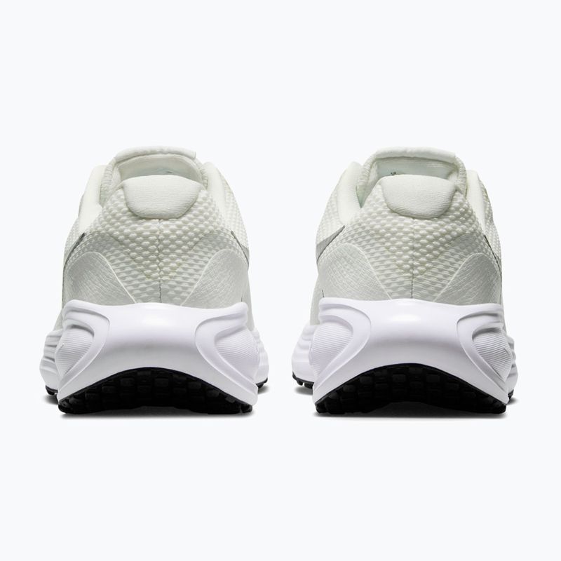 Női futócipők Nike Revolution 8 sail/white/black/metallic silver 6