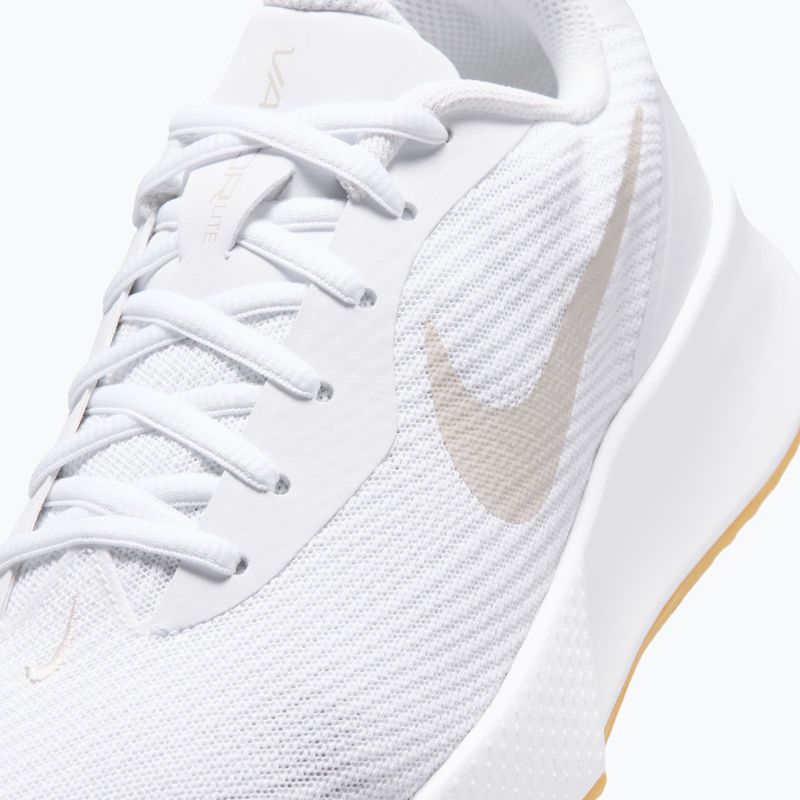Női teniszcipő Nike Vapor Lite 3 White/Summit White/Light Orewood Brown 7