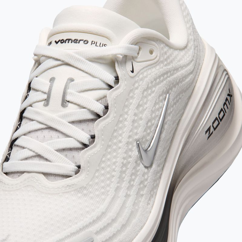 Női futócipők Nike Vomero Plus summit white/sail/metallic silver 5