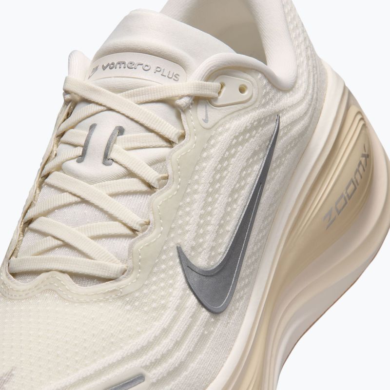Férfi futócipők Nike Vomero Plus sail/coconut milk/metallic silver 5