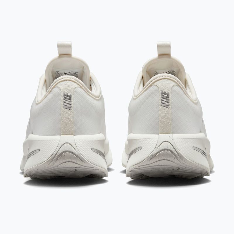 Női cipők Nike Motiva 2 summit white/phantom/metallic silver 4