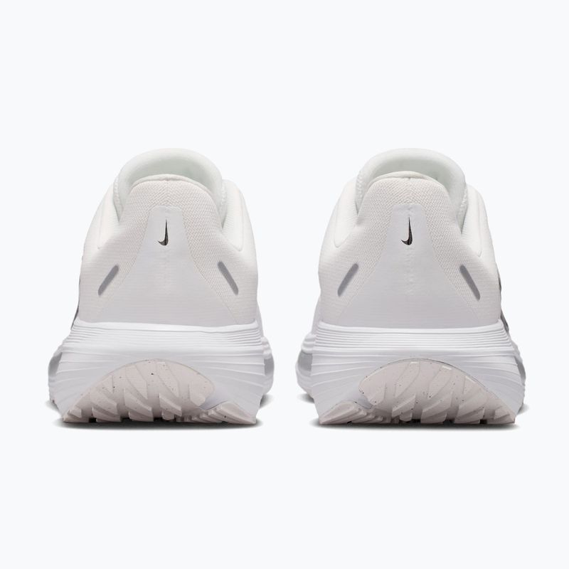 Női futócipők Nike Quest 7 summit white/white/metallic silver/black 6