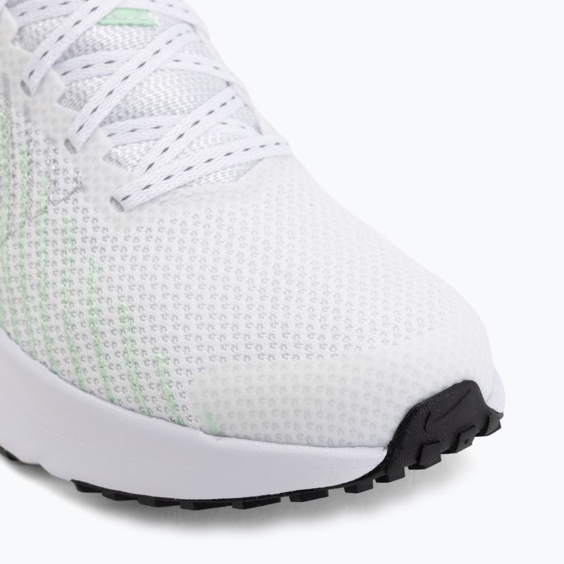 Női futócipők Nike Run Defy white/cucumber calm/black/illusion green 7