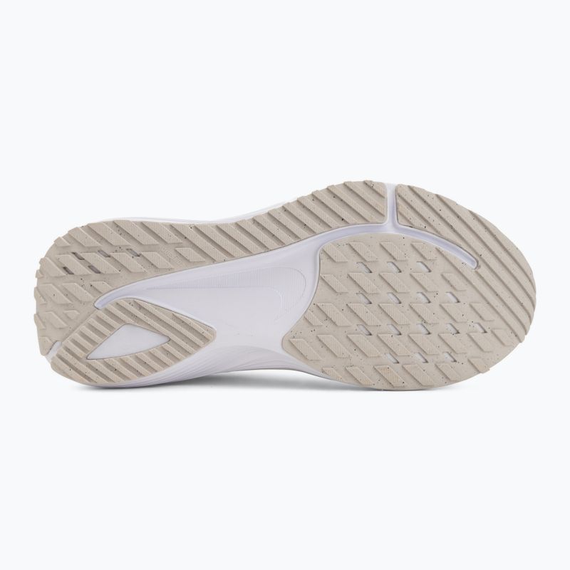 Női futócipők Nike Quest 7 white/vast grey/vast grey/wolf grey 4
