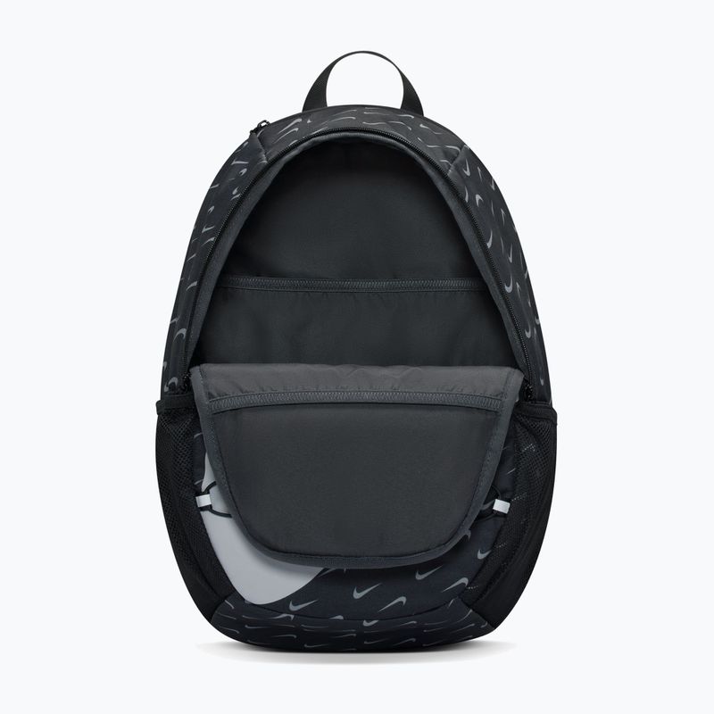 Városi hátizsák Nike Heritage Sweep 25 l black/black/wolf grey 4