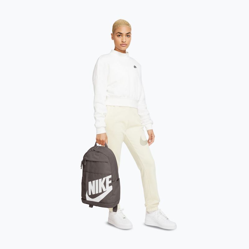 Városi hátizsák Nike Elemental 21 l cave stone/cave stone/white 10