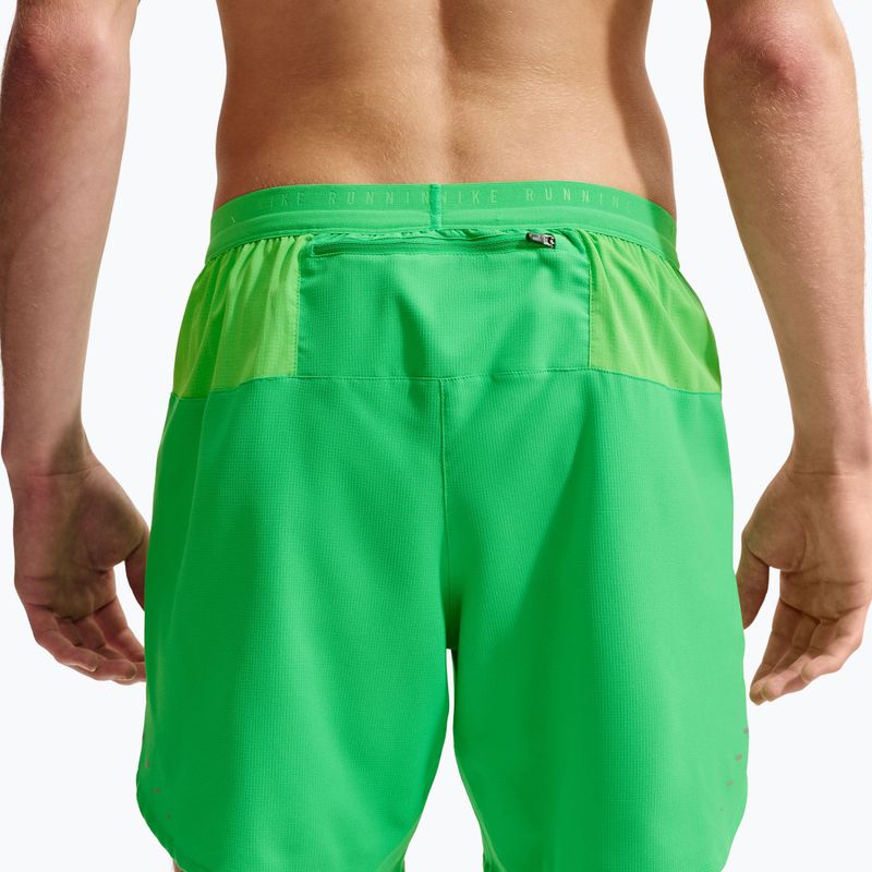 Férfi futónadrág Nike Stride Dri-Fit Brief-Lined 7" green spark 4