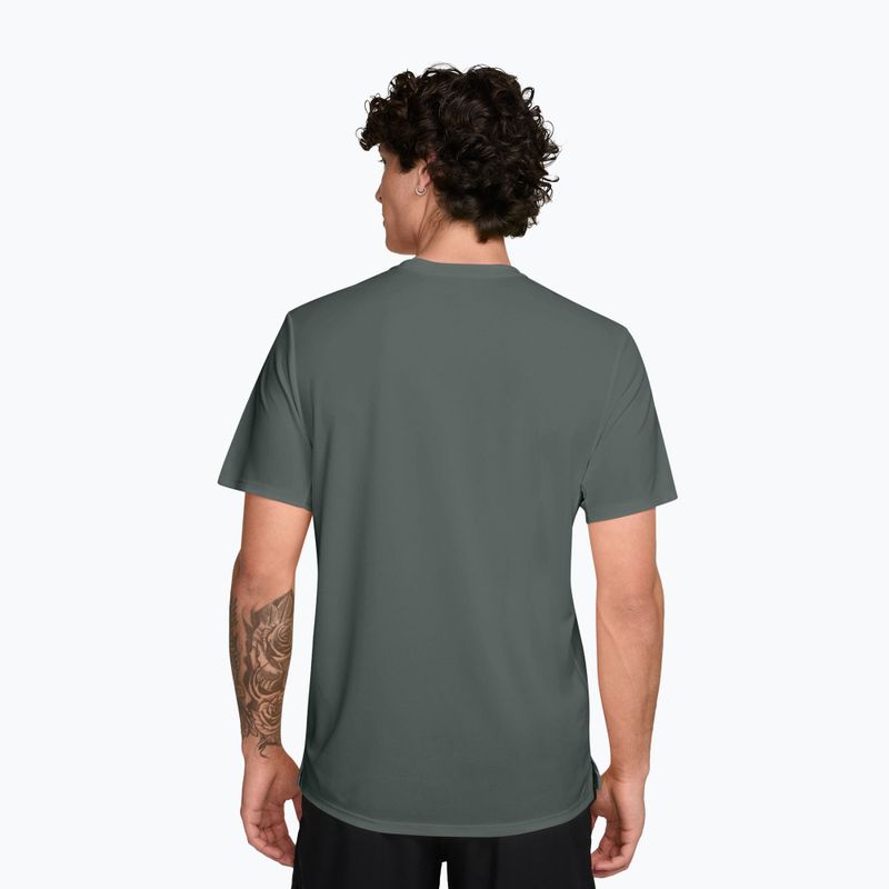 Férfi futó póló Nike Miler Dri-Fit UV camo green 2