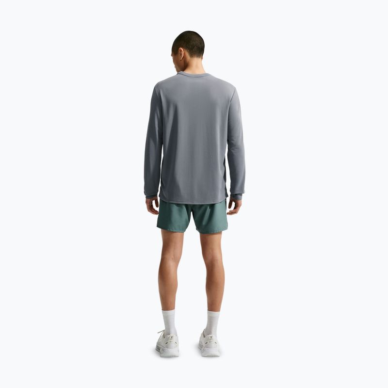 Férfi futó hosszú ujjú póló Nike Miler Dri-Fit UV smoke grey 3