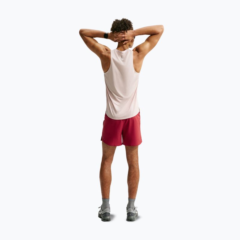 Nike Stride Dri-Fit férfi rövidnadrág, bélelt, 5" tough red 3