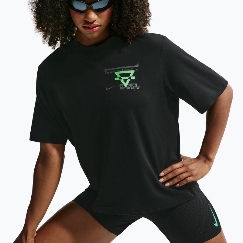Női futó póló Nike Swift Dri-Fit black/no color/illusion green 6