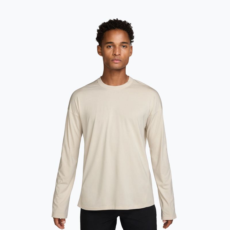 Férfi hosszú ujjú póló Nike 24.7 ImpossiblySoft Light light orewood brown/sail/light iron ore