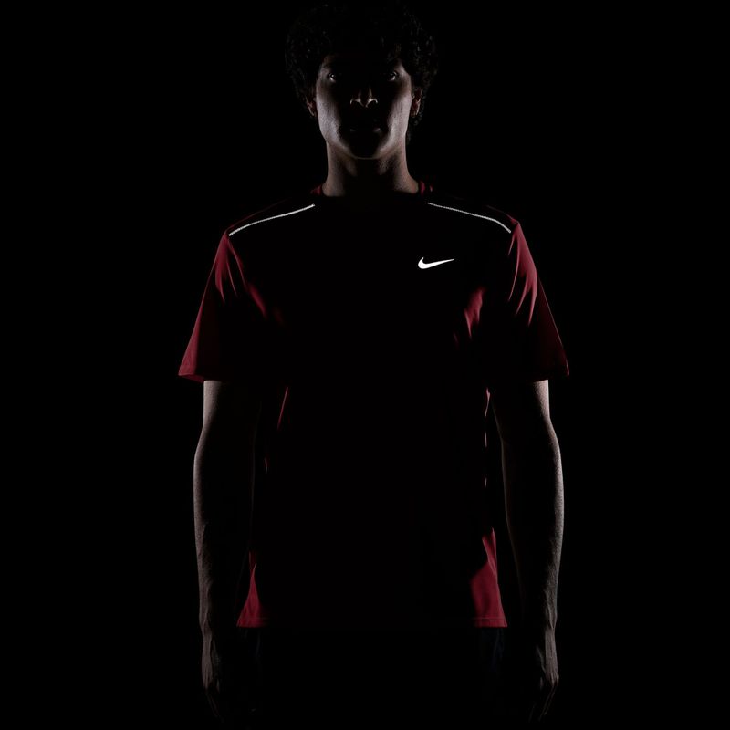 Férfi futó póló Nike Miler Dri-Fit UV tough red/mystic dates 7
