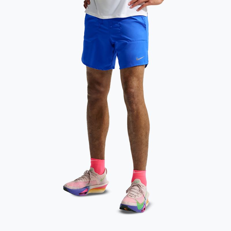 Férfi futónadrág Nike Stride Dri-Fit 2in1 7" hyper royal