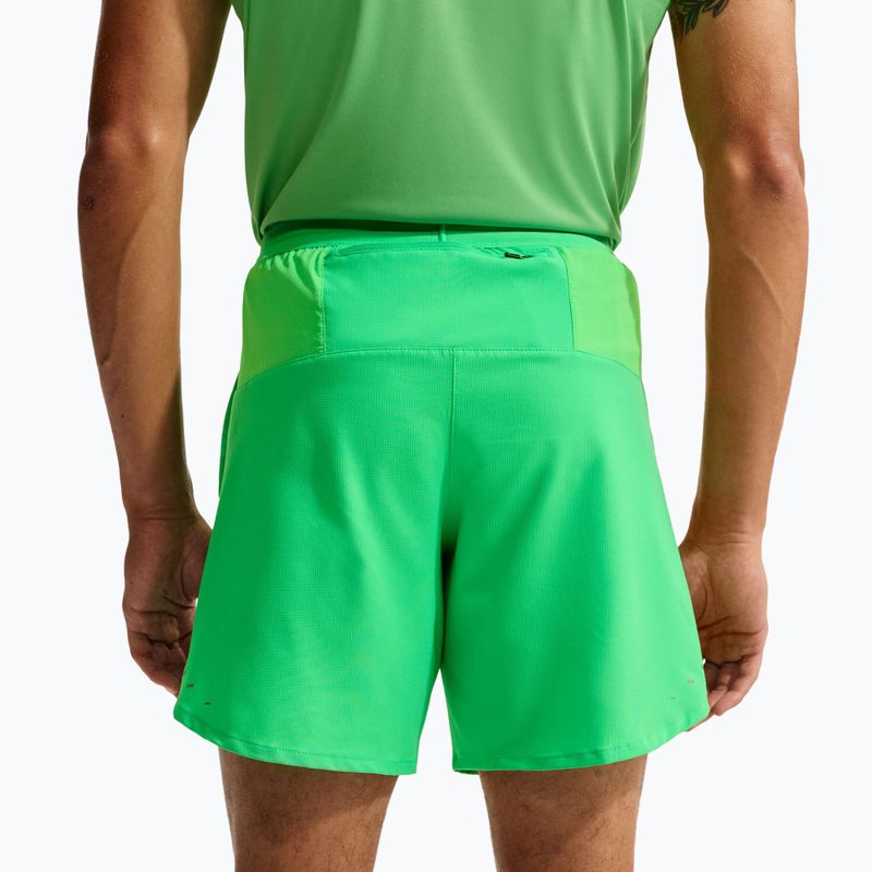 Férfi futónadrág Nike Stride Dri-Fit 2in1 7" green spark 6