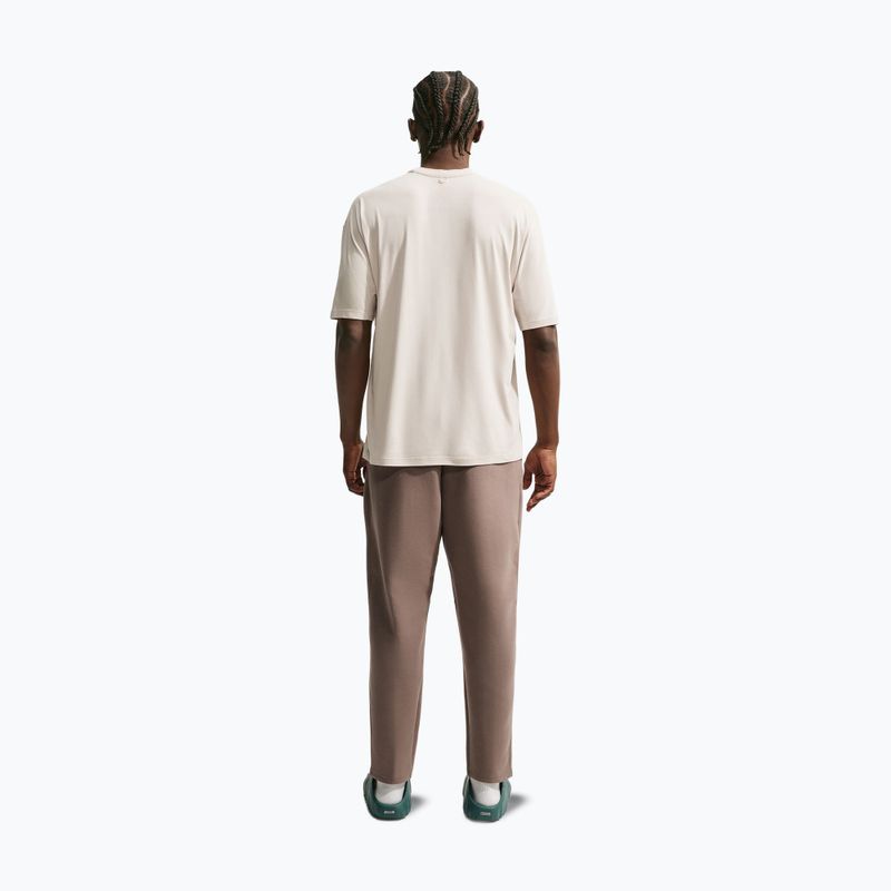 Férfi edző póló Nike 24.7 ImpossiblySoft Light light orewood brown/sail/lilght iron ore 2
