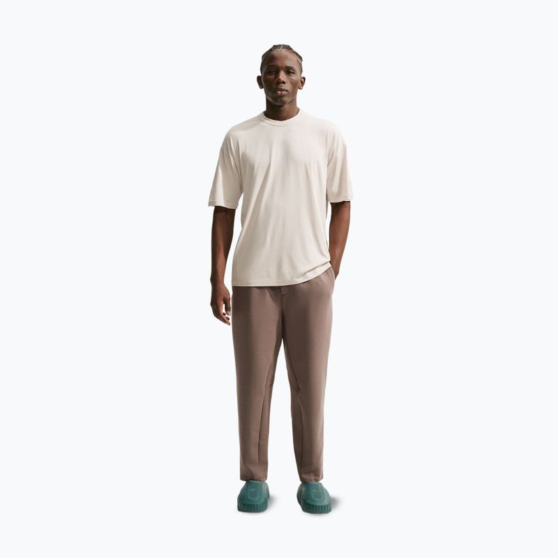 Férfi edző póló Nike 24.7 ImpossiblySoft Light light orewood brown/sail/lilght iron ore 8