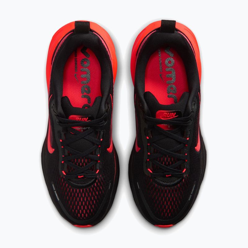 Nike Vomero 18 futócipő fekete/egyetemi piros/élénk bíbor 4