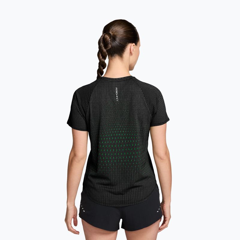 Női futó póló Nike Swift Aero-Fit black/light green spark 2