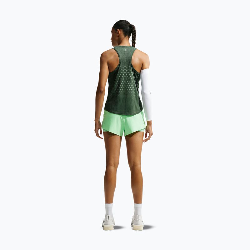 Női futó póló Nike Swift Aero-FIT Tank Top black/light green spark 3