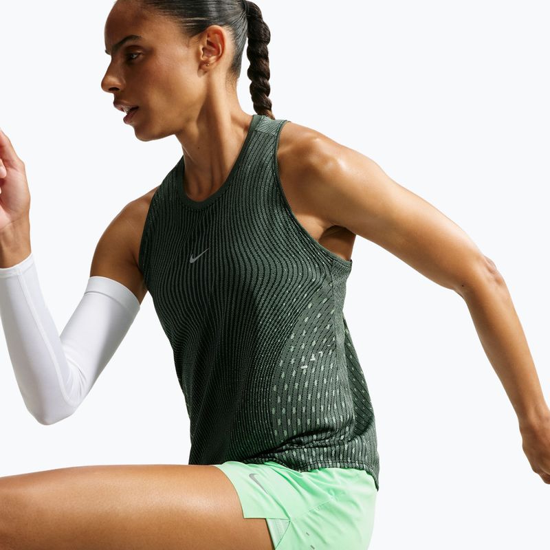 Női futó póló Nike Swift Aero-FIT Tank Top black/light green spark 4
