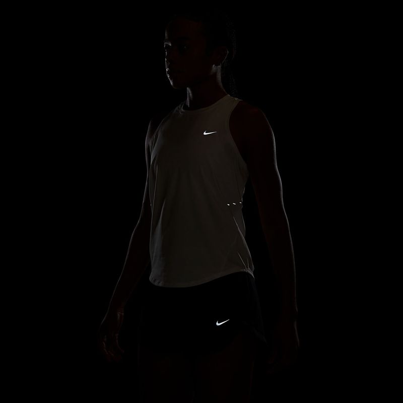 Női futó póló Nike Swift Dri-Fit Tank Top sail 7
