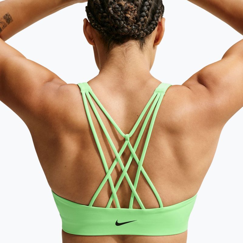 Sportmelltartó Nike Indy Strappy illusion green/black 3