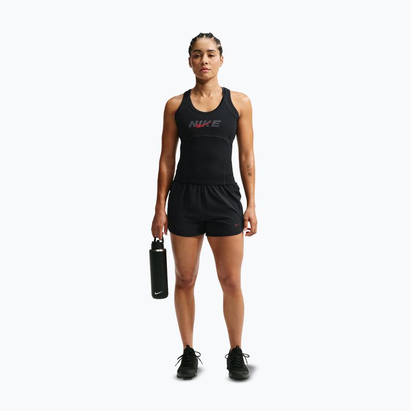 Női edző rövidnadrág Nike One black/black/university red 2
