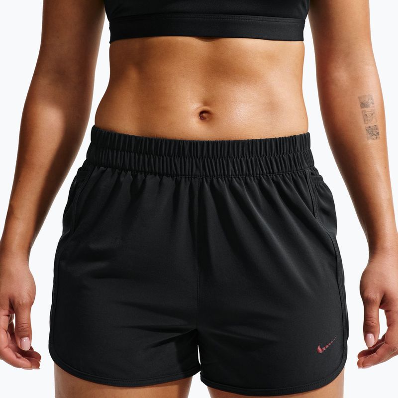 Női edző rövidnadrág Nike One black/black/university red 4