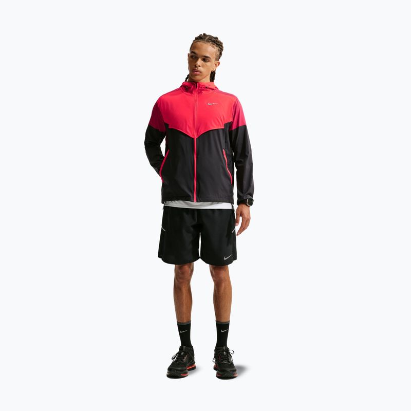Férfi futókabát Nike Impossibly Light Windrunner black/light crimson/tough red 2