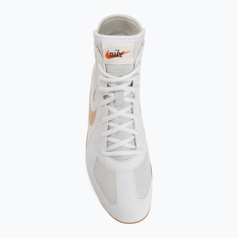 Birkozócipők Nike Footsweep 2 SE photon dust/metallic gold/summit white 5