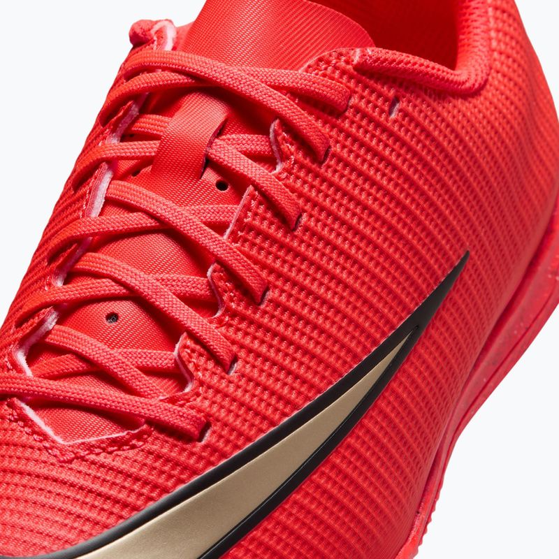 Gyermek focicipők Nike Jr. Mercurial Vapor 17 Club bright crimson/blur 5