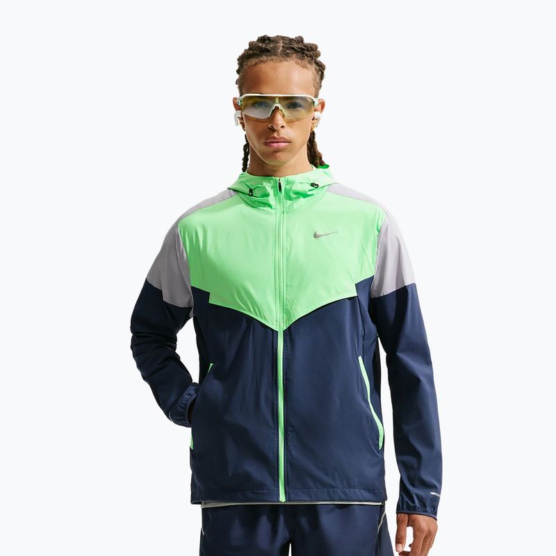 Férfi futókabát Nike Impossibly Light Windrunner midnight navy/illusion green/wolf grey